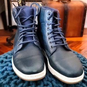 Dr. Martens sneaker leather boots